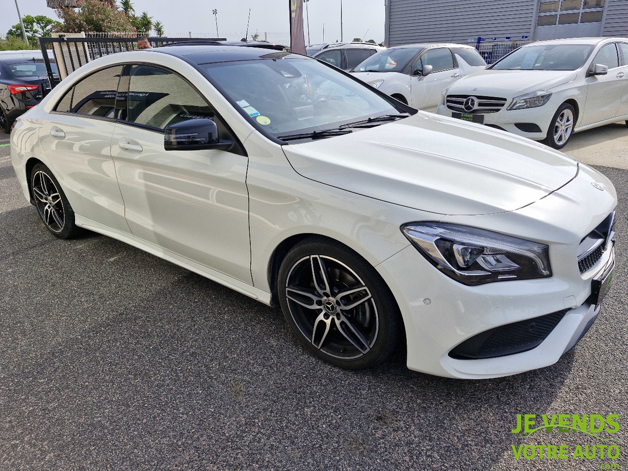 MERCEDES CLA