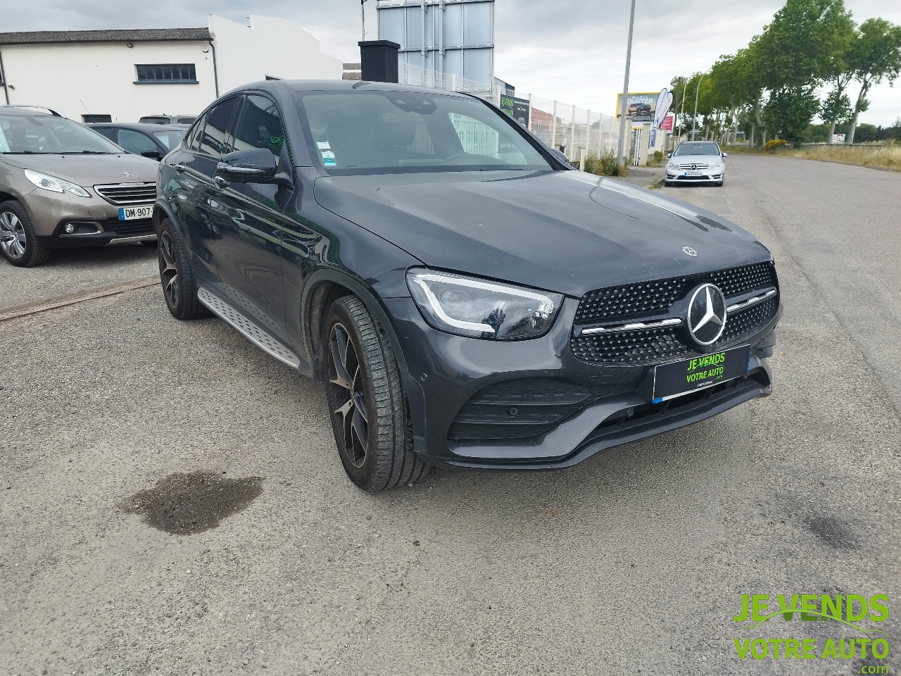 MERCEDES GLC