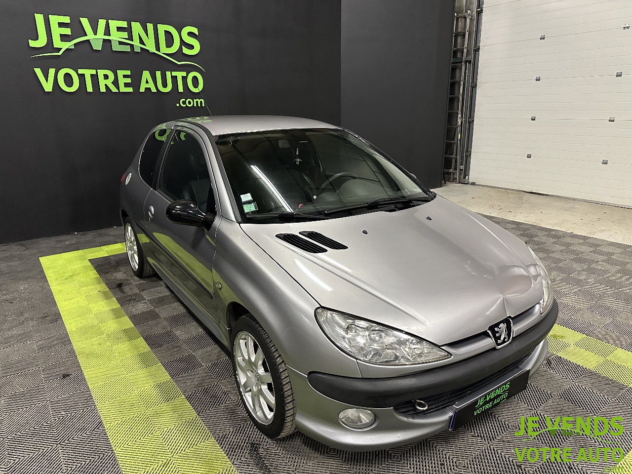 Voiture Peugeot 206 essence occasion : annonces achat de véhicules