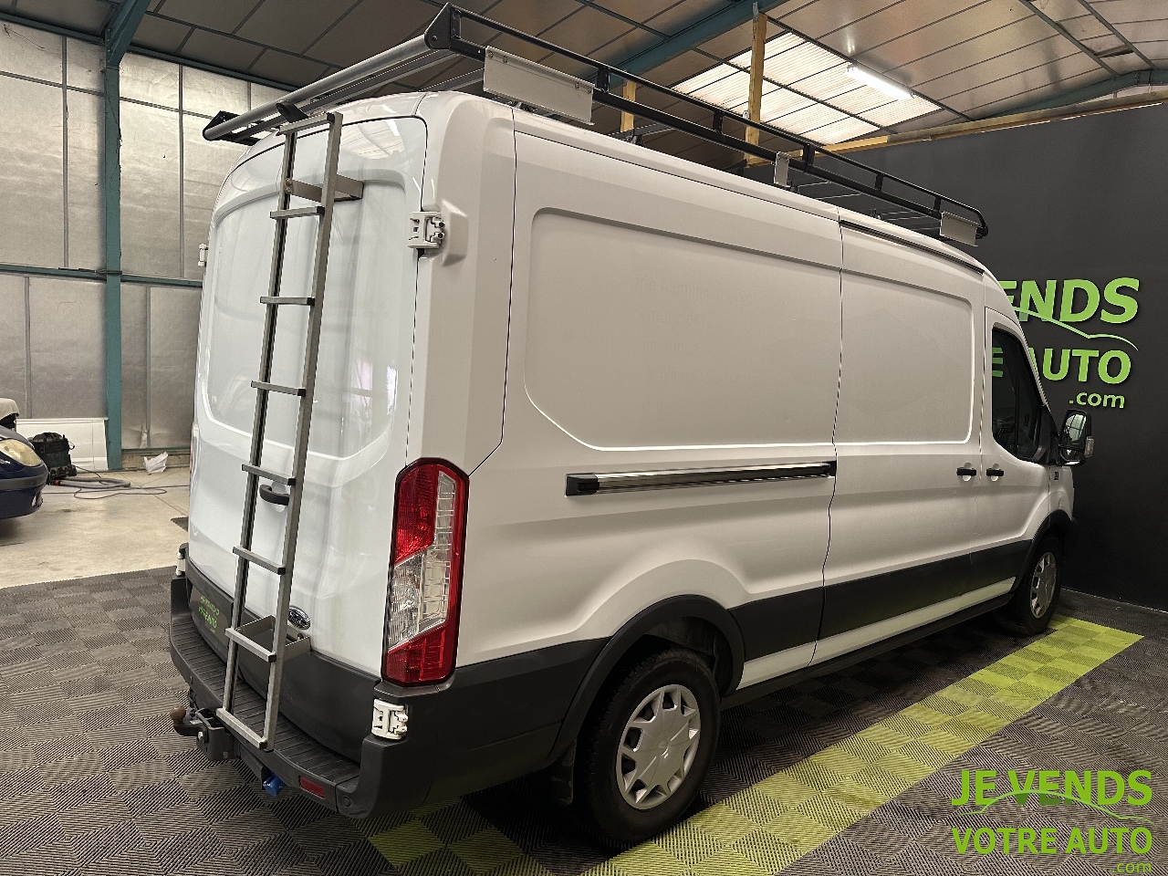 FORD TRANSIT